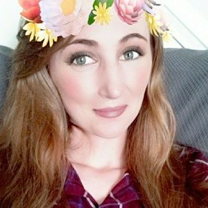 Meet your Posher, Destinee